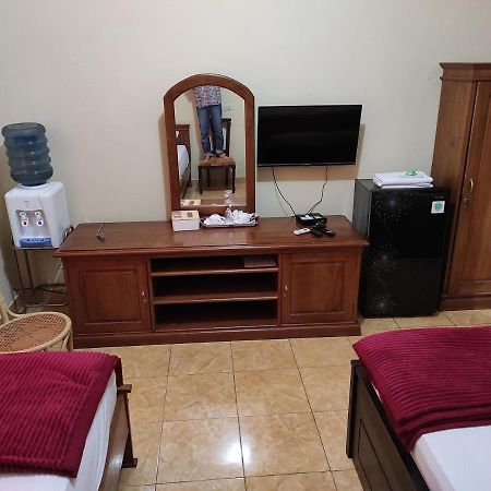 Hotel Randik Sekayu Buitenkant foto