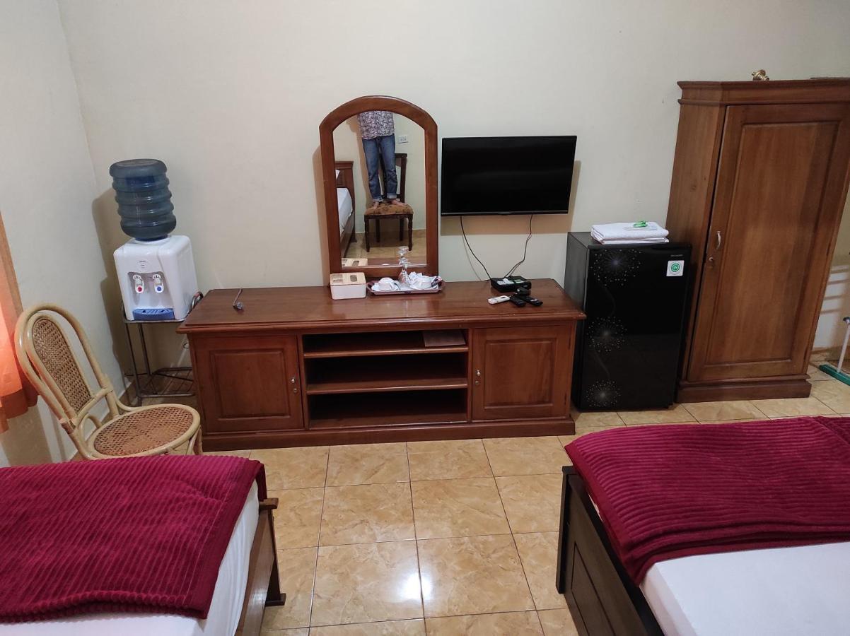 Hotel Randik Sekayu Buitenkant foto